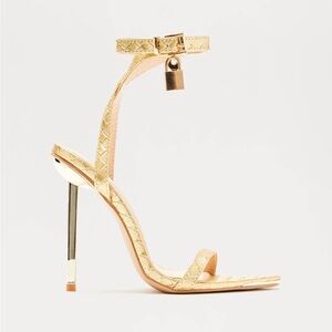 *NEW* Fashion Nova Gold Ankle Strap Heels